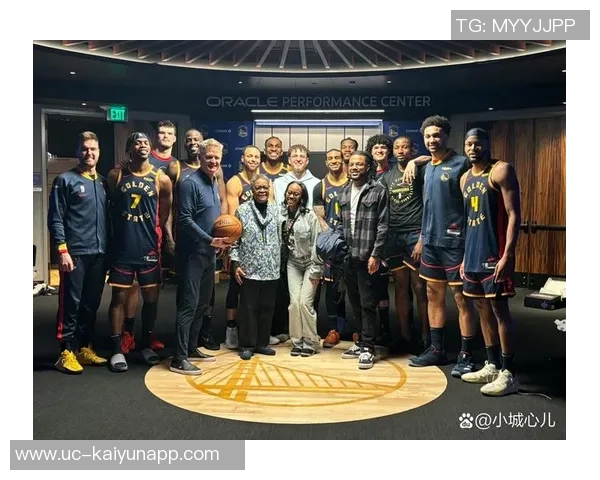 科尔怀念克莱希望他能回归勇士队重聚的心声